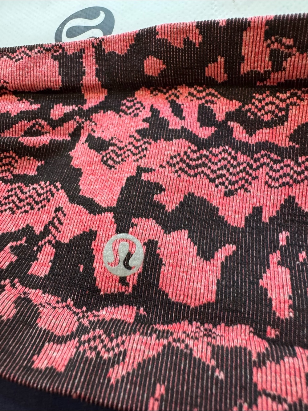 lululemon athletica Pink and Black Knit Headband - Picture 2 of 13